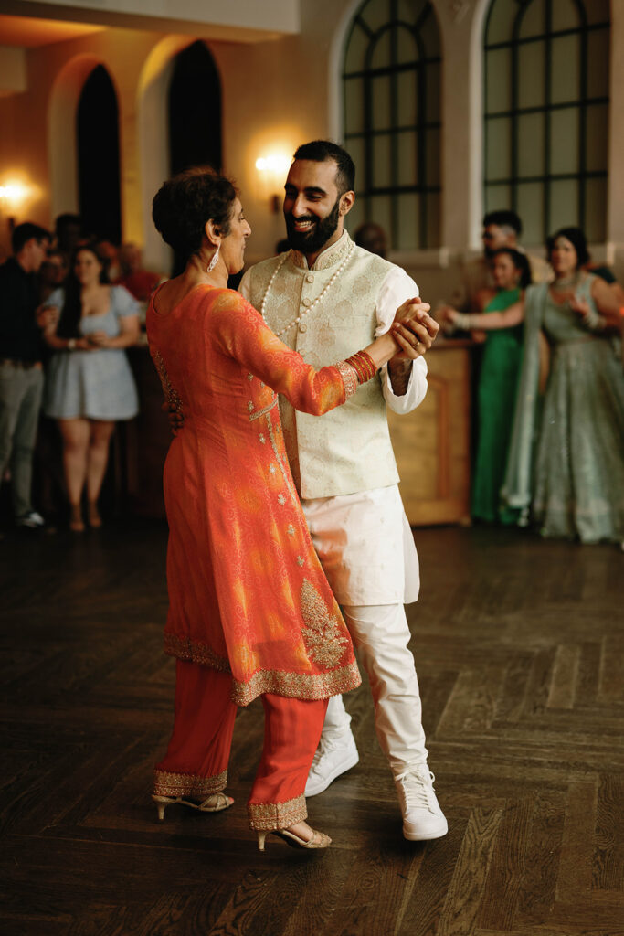 Il Mercato New Orleans Indian wedding photographer 