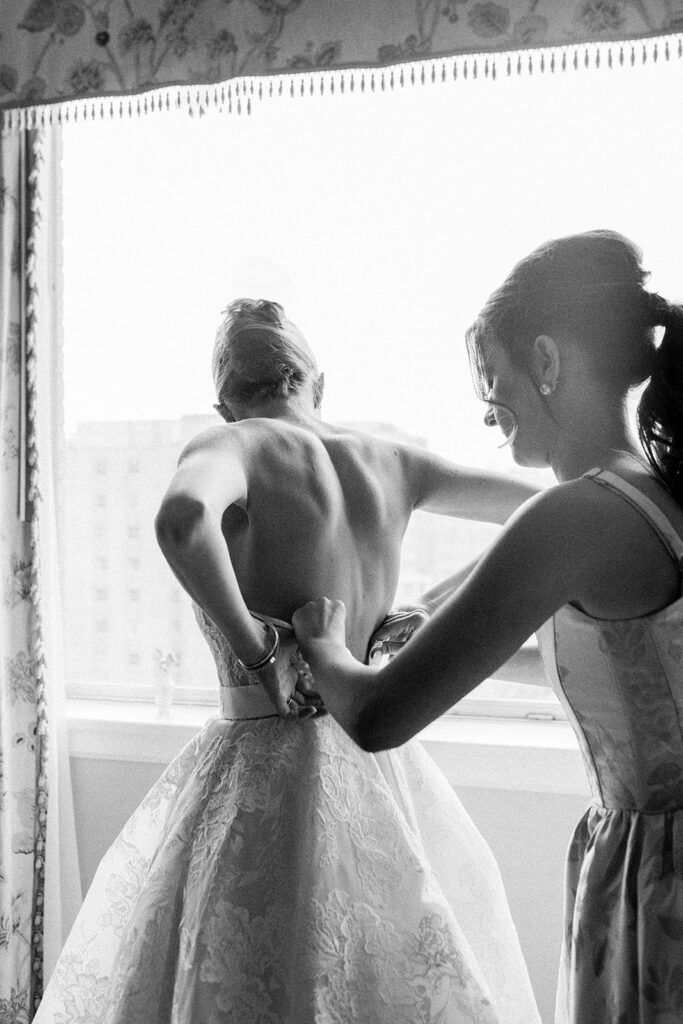 Bridal prep wedding photography tips New Orleans Hotel Monteleone bridal fashion