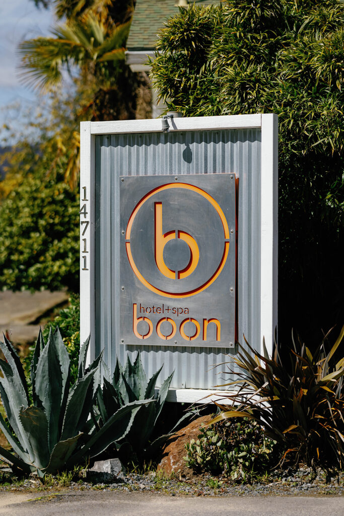 Boon Hotel and Spa Sonoma California Wedding Photography Brunch pizza party